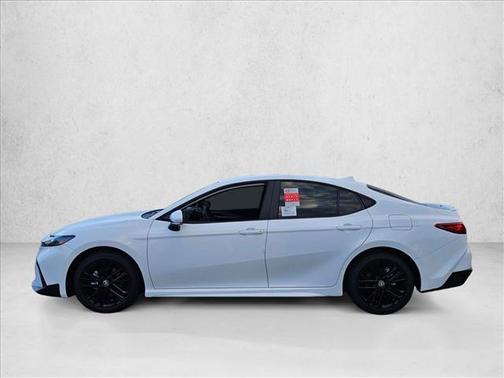 Ice Cap 2026 Toyota Camry SE