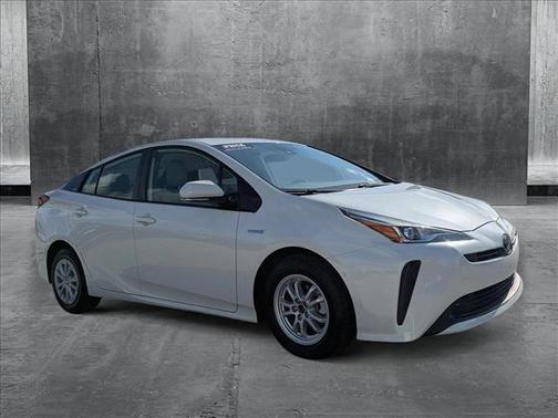 2019 Toyota Prius LE