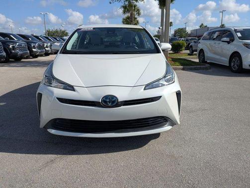2019 Toyota Prius LE