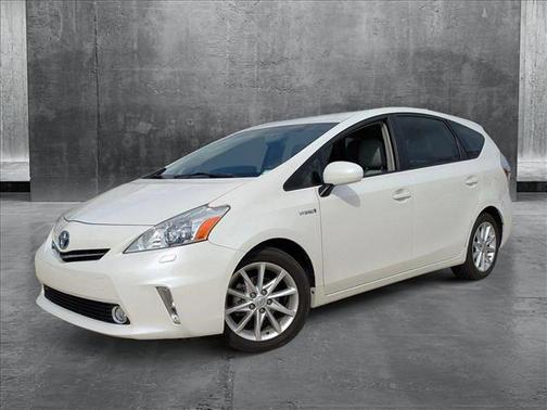 2012 Toyota Prius v Five