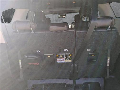 2024 Toyota Sienna Platinum 7 Passenger