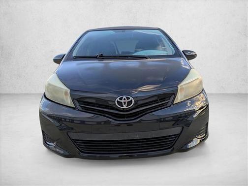 2012 Toyota Yaris LE