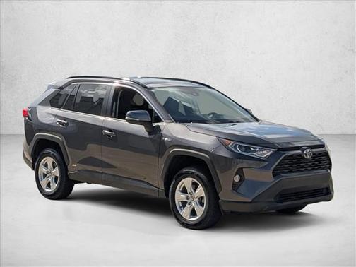 2020 Toyota RAV4 Hybrid XLE