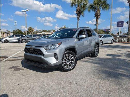 2020 Toyota RAV4 XLE Premium