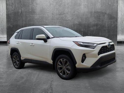 2022 Toyota RAV4 Hybrid XLE Premium