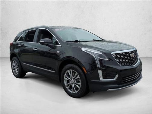 Stellar Black Metallic 2021 Cadillac XT5 Premium Luxury
