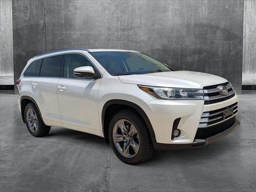 2018 Toyota Highlander Limited Platinum