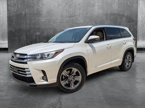 2018 Toyota Highlander Limited Platinum