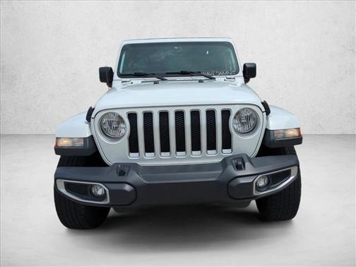 Bright White Clearcoat 2018 Jeep Wrangler Unlimited Sahara