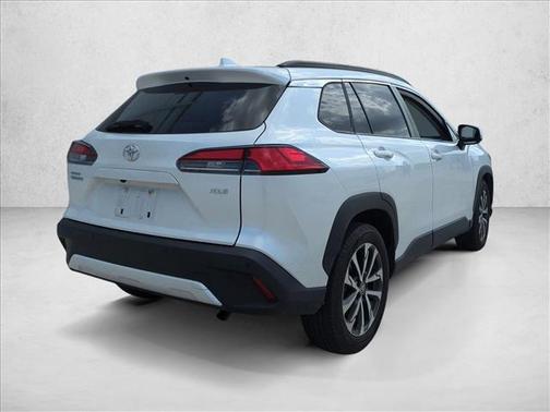 Wind Chill Pearl 2023 Toyota Corolla Cross XLE