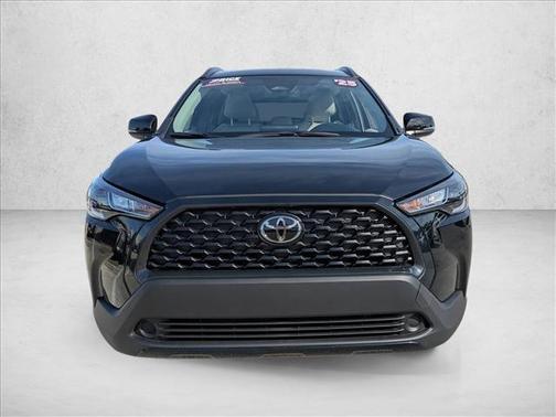 2025 Toyota Corolla Cross LE