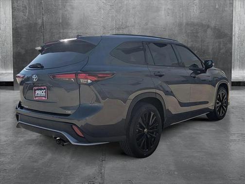 2024 Toyota Highlander XSE