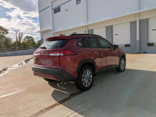 2023 Toyota Corolla Cross LE