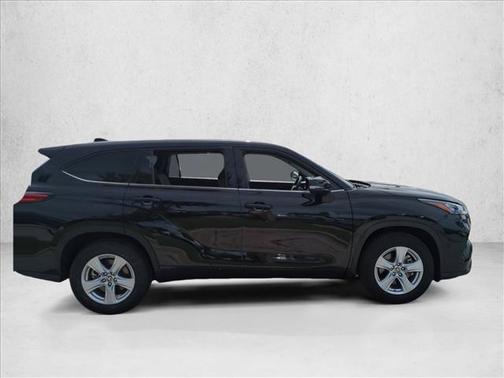 Midnight Black Metallic 2020 Toyota Highlander L