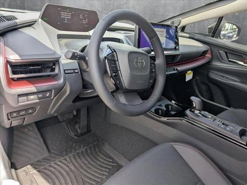 2025 Toyota Prius L