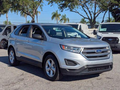 2018 Ford Edge SE