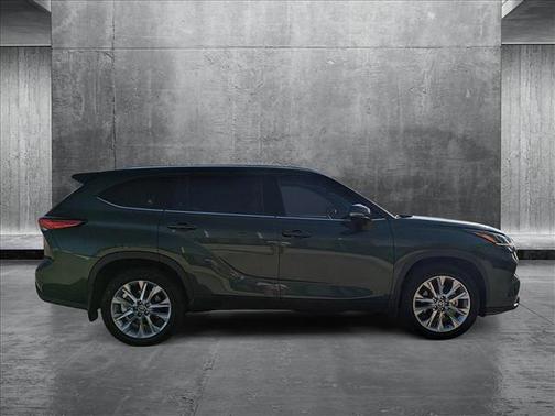 2023 Toyota Highlander Limited