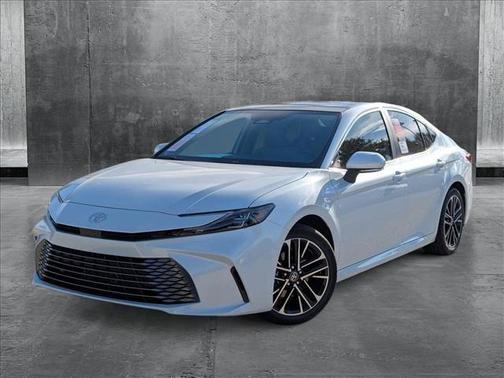 2025 Toyota Camry XLE