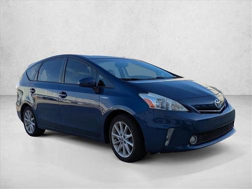 2012 Toyota Prius v Five