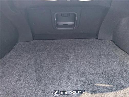 2022 Lexus ES 300h Ultra Luxury