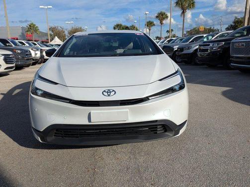 2024 Toyota Prius LE