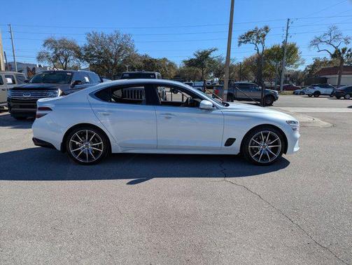 2022 Genesis G70 2.0T RWD