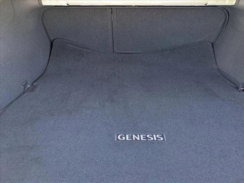 2022 Genesis G70 2.0T RWD