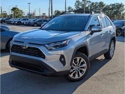 2025 Toyota RAV4 XLE Premium