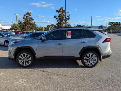 2025 Toyota RAV4 XLE Premium