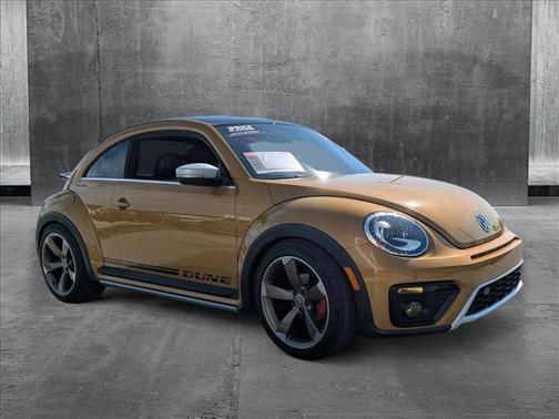 2018 Volkswagen Beetle 2.0T Dune