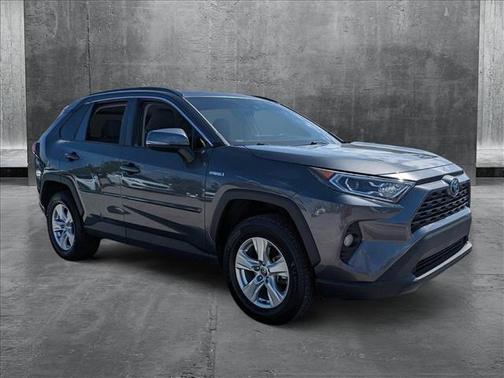 2021 Toyota RAV4 Hybrid XLE