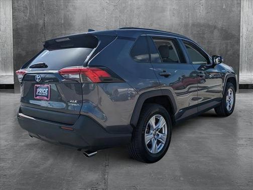 2021 Toyota RAV4 Hybrid XLE