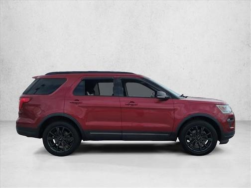 Ruby Red Metallic Tinted Clearcoat 2018 Ford Explorer XLT