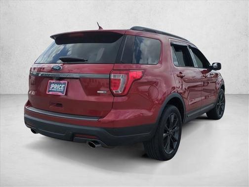 Ruby Red Metallic Tinted Clearcoat 2018 Ford Explorer XLT