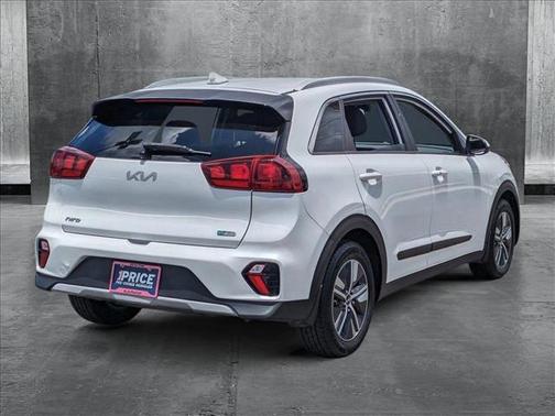 2022 Kia Niro LXS