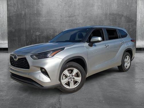 2023 Toyota Highlander LE