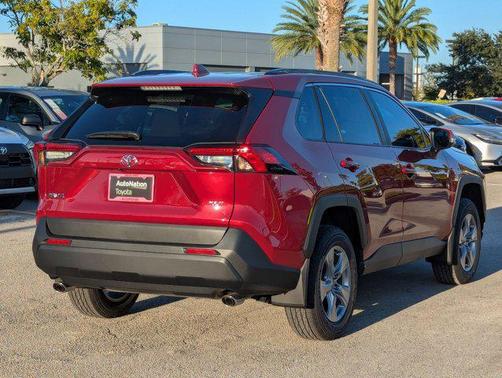 2025 Toyota RAV4 XLE
