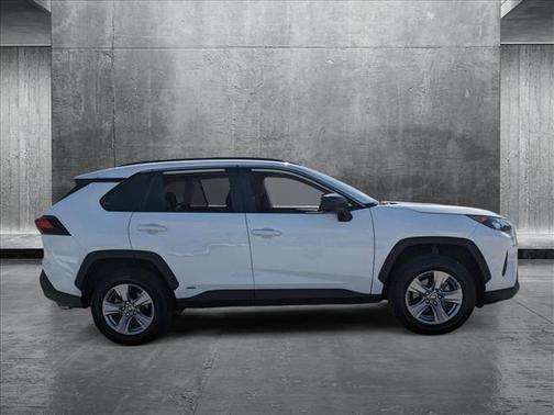 2022 Toyota RAV4 Hybrid LE