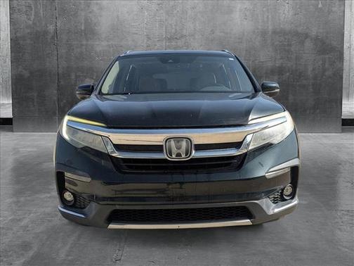 2019 Honda Pilot Touring 8-Passenger