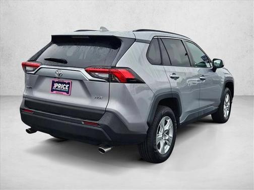 Silver Sky Metallic 2021 Toyota RAV4 XLE