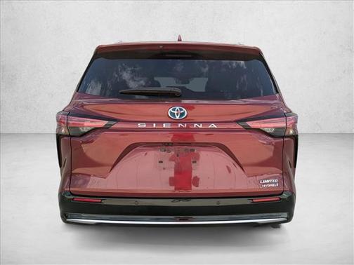 2021 Toyota Sienna Limited 7-Passenger