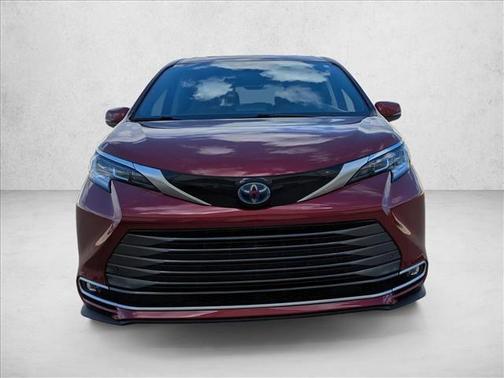 2021 Toyota Sienna Limited 7-Passenger