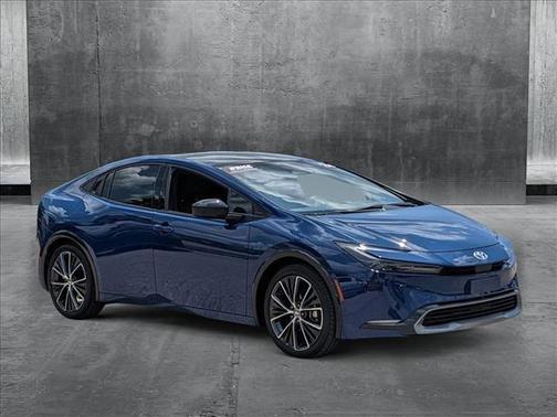 2024 Toyota Prius XLE