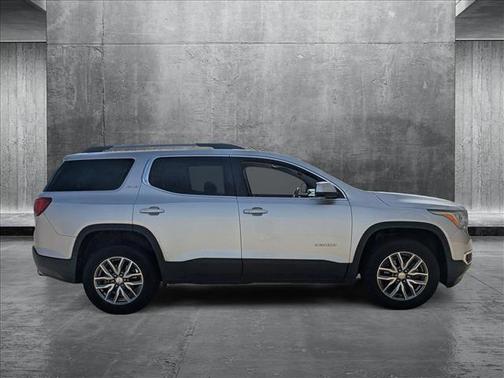 2018 GMC Acadia SLE-2