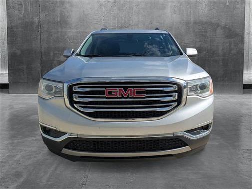 2018 GMC Acadia SLE-2