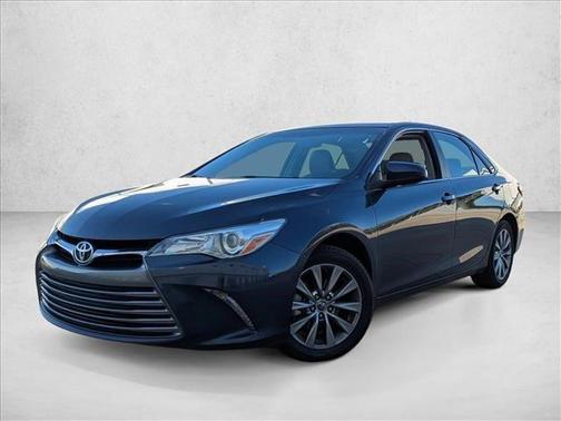 2016 Toyota Camry XLE
