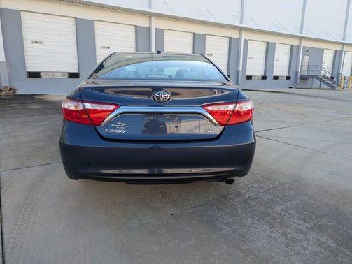 2016 Toyota Camry XLE