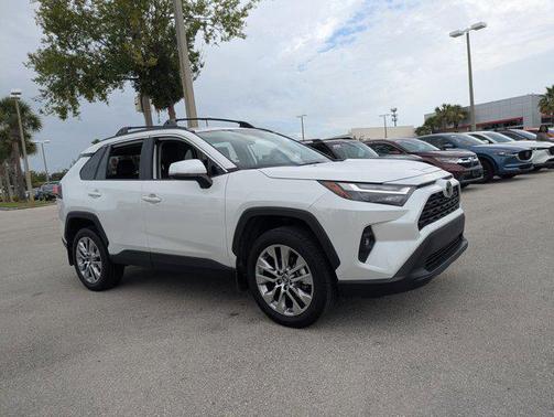 2024 Toyota RAV4 XLE Premium