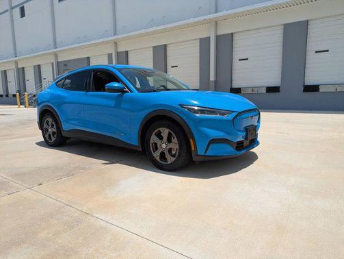 2022 Ford Mustang Mach-E Select