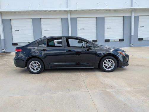 2021 Toyota Corolla Hybrid LE